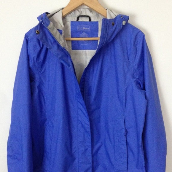 L.L. Bean Jackets & Blazers - LL Bean Women Blue Hooded Windbreaker M Jacket
